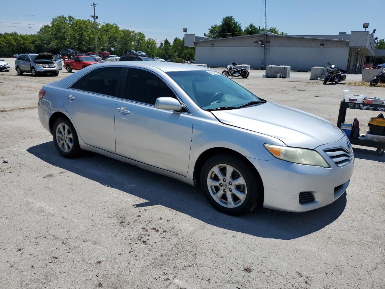 2011 Toyota Camry - Image 4