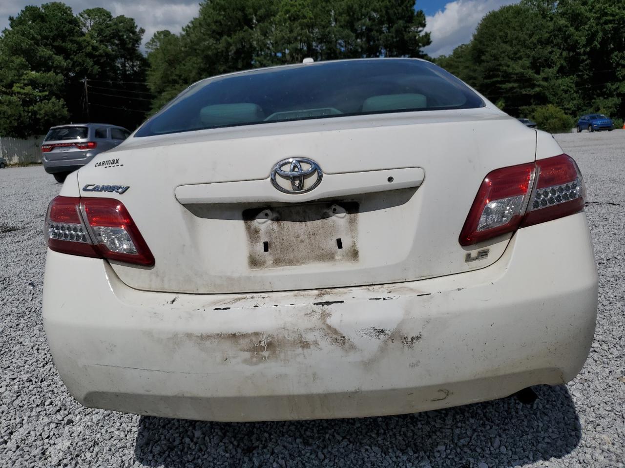 2010 Toyota Camry Base VIN: 4T1BF3EK3AU579736 Lot: 62701264