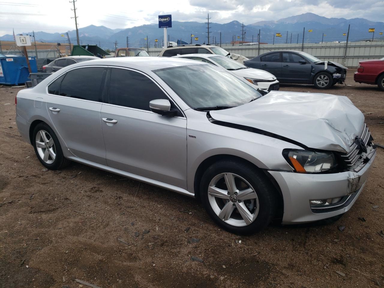 2015 Volkswagen Passat - Image 4
