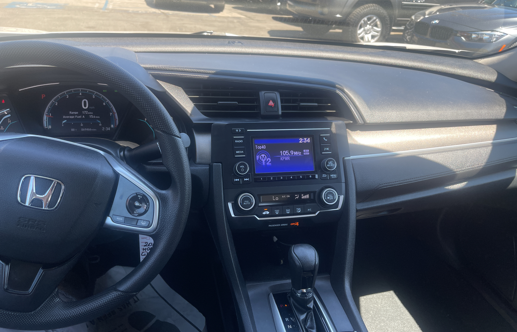 2019 Honda Civic Lx vin: 2HGFC2F69KH557742