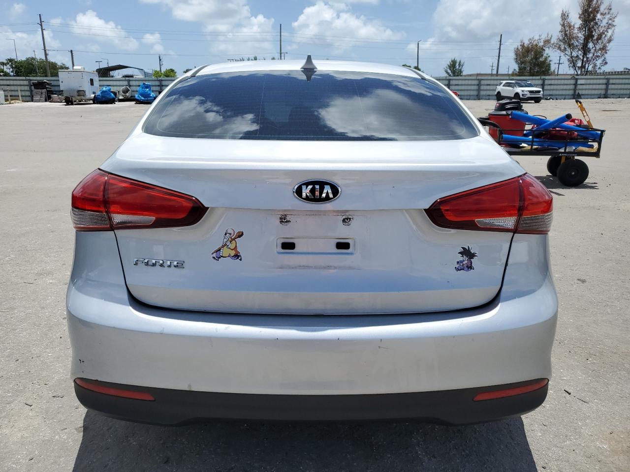 2017 Kia Forte Lx VIN: 3KPFK4A75HE091177 Lot: 61911444