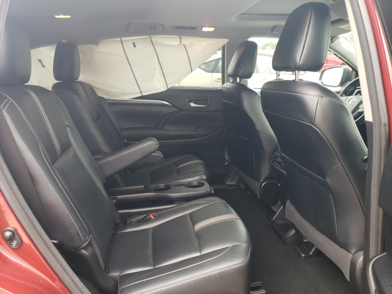 2017 Toyota Highlander Se VIN: 5TDJZRFH4HS469693 Lot: 63961024