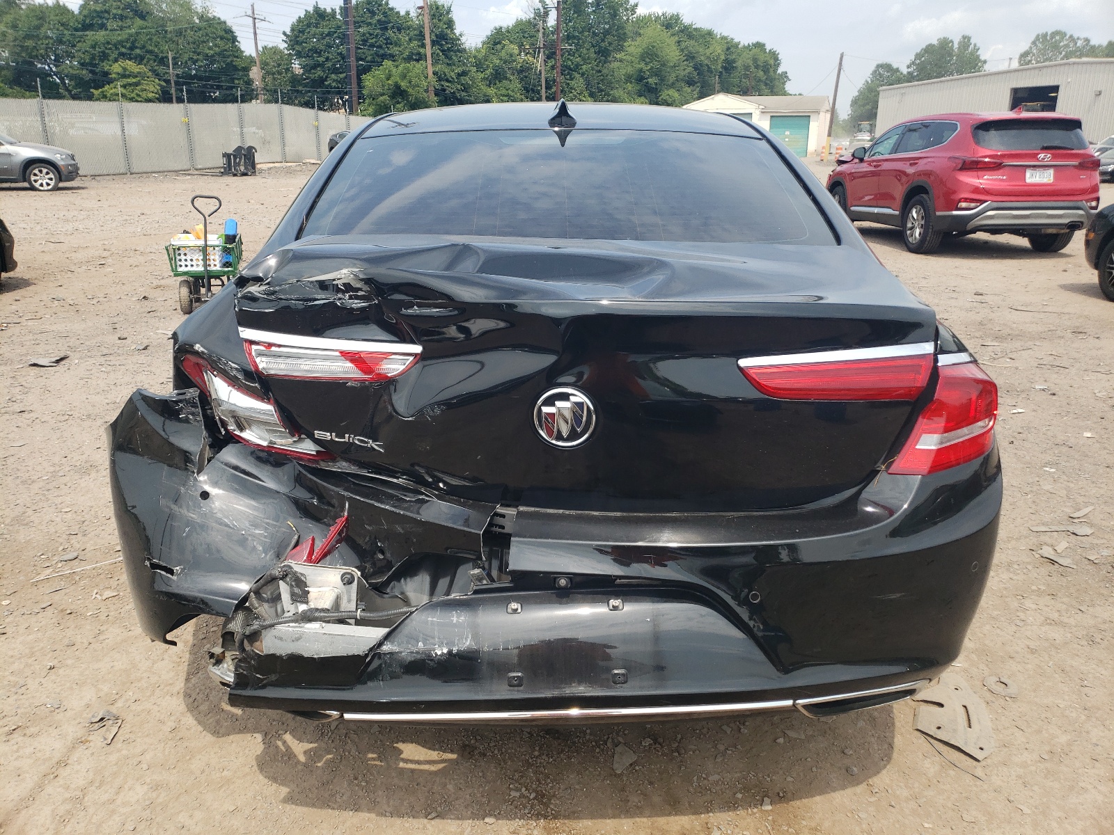 1G4ZR5SS5JU147560 2018 Buick Lacrosse Premium