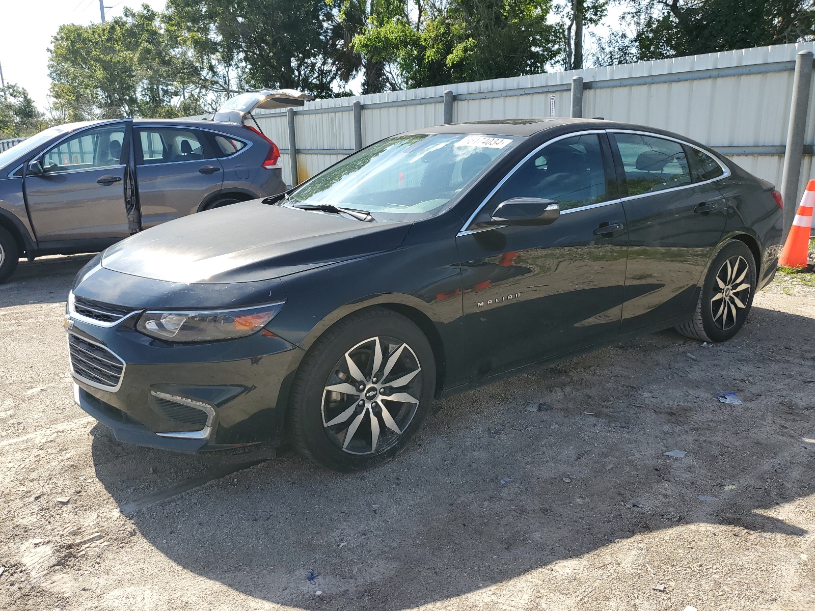 2017 Chevrolet Malibu Lt vin: 1G1ZE5ST3HF180315