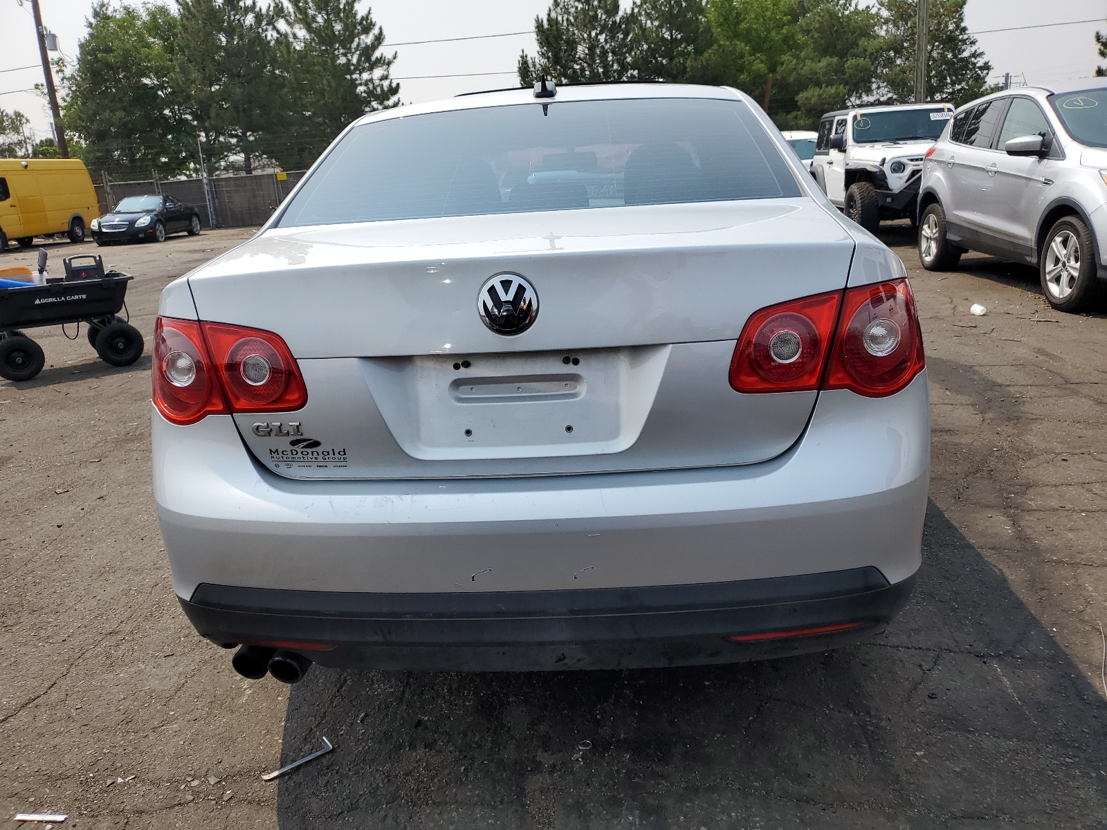 3VWXJ71K56M646514 2006 Volkswagen Jetta Gli Option Package 2