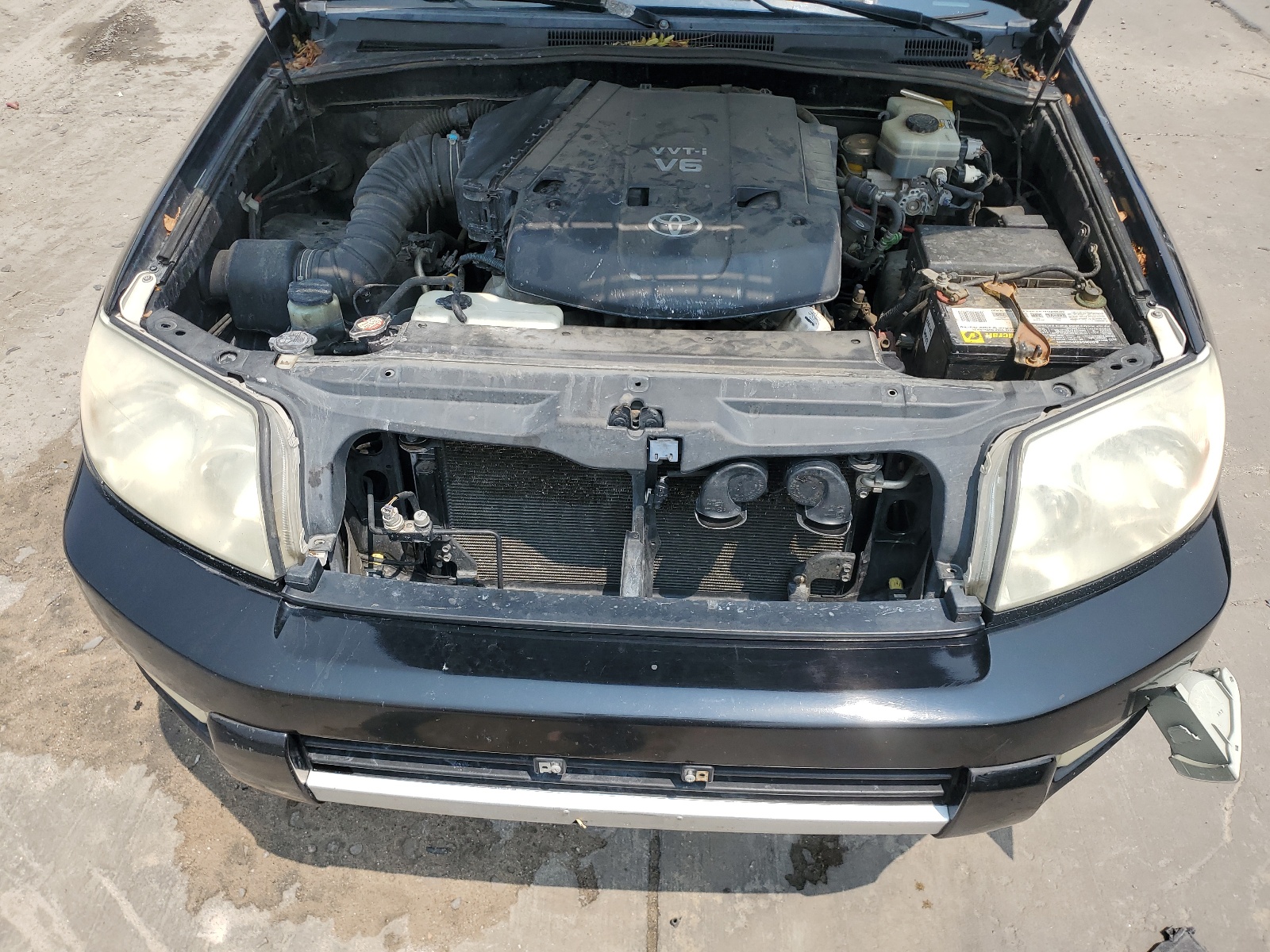 JTEBU14RX48011327 2004 Toyota 4Runner Sr5