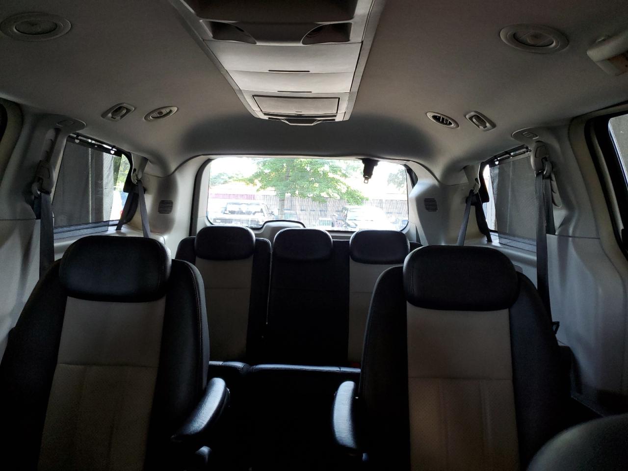 2010 Chrysler Town & Country Touring Plus VIN: 2A4RR8D19AR380911 Lot: 64222904