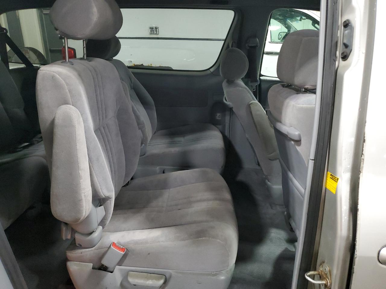 2001 Toyota Sienna Le VIN: 4T3ZF13C61U410476 Lot: 64477254