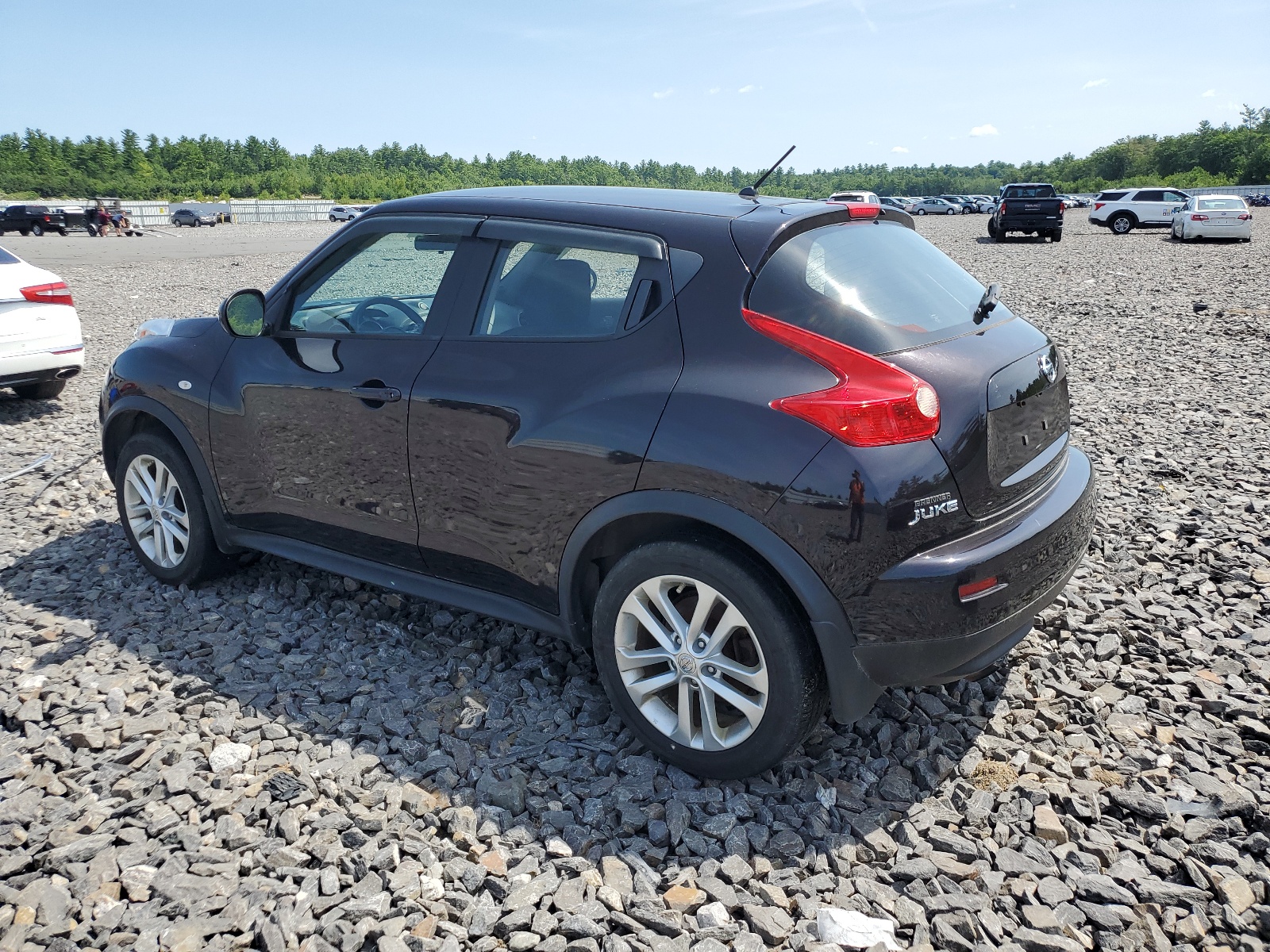 2014 Nissan Juke S vin: JN8AF5MV1ET482171