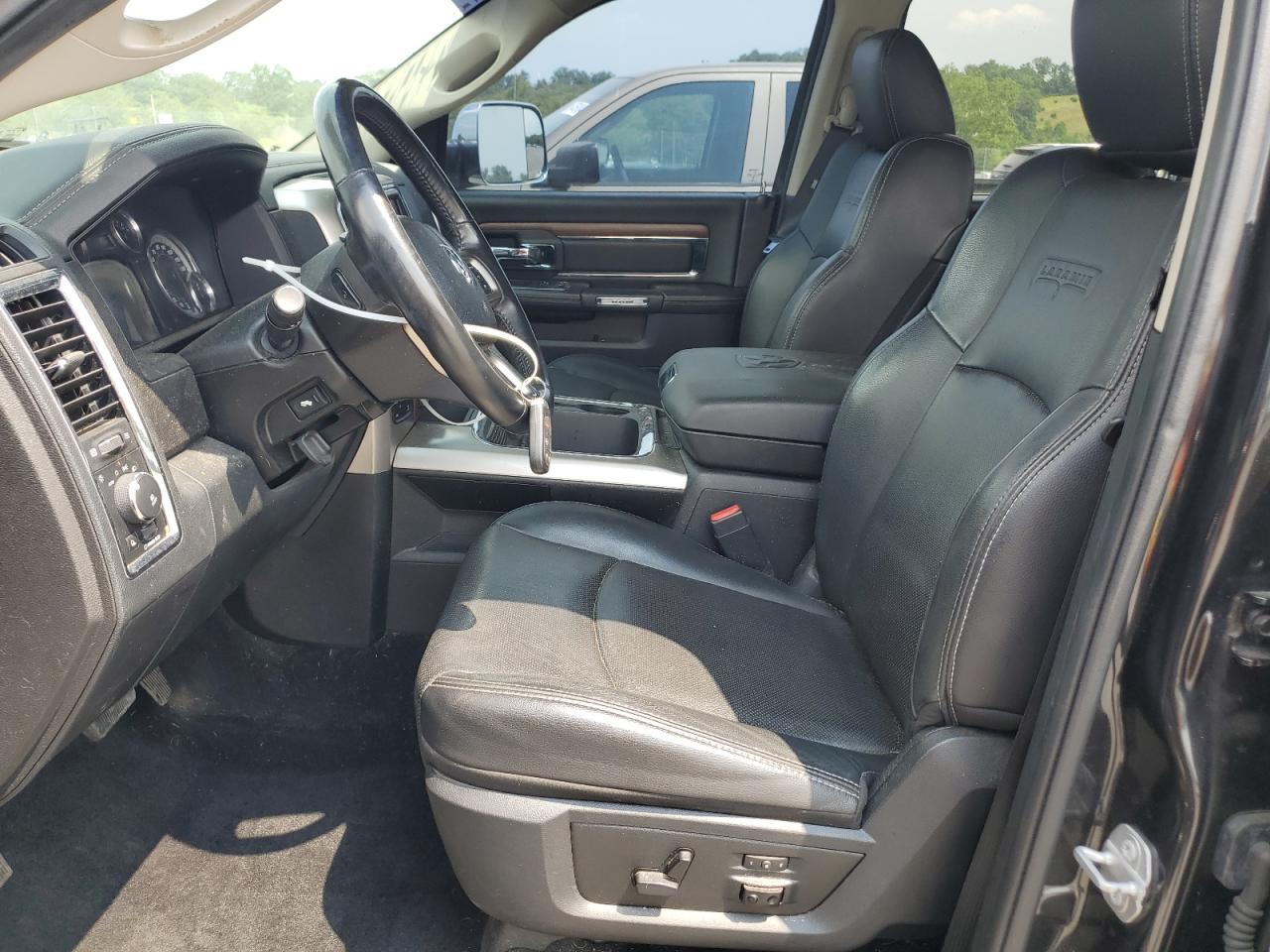 2016 Ram 1500 Laramie VIN: 1C6RR7VT2GS299926 Lot: 64152744