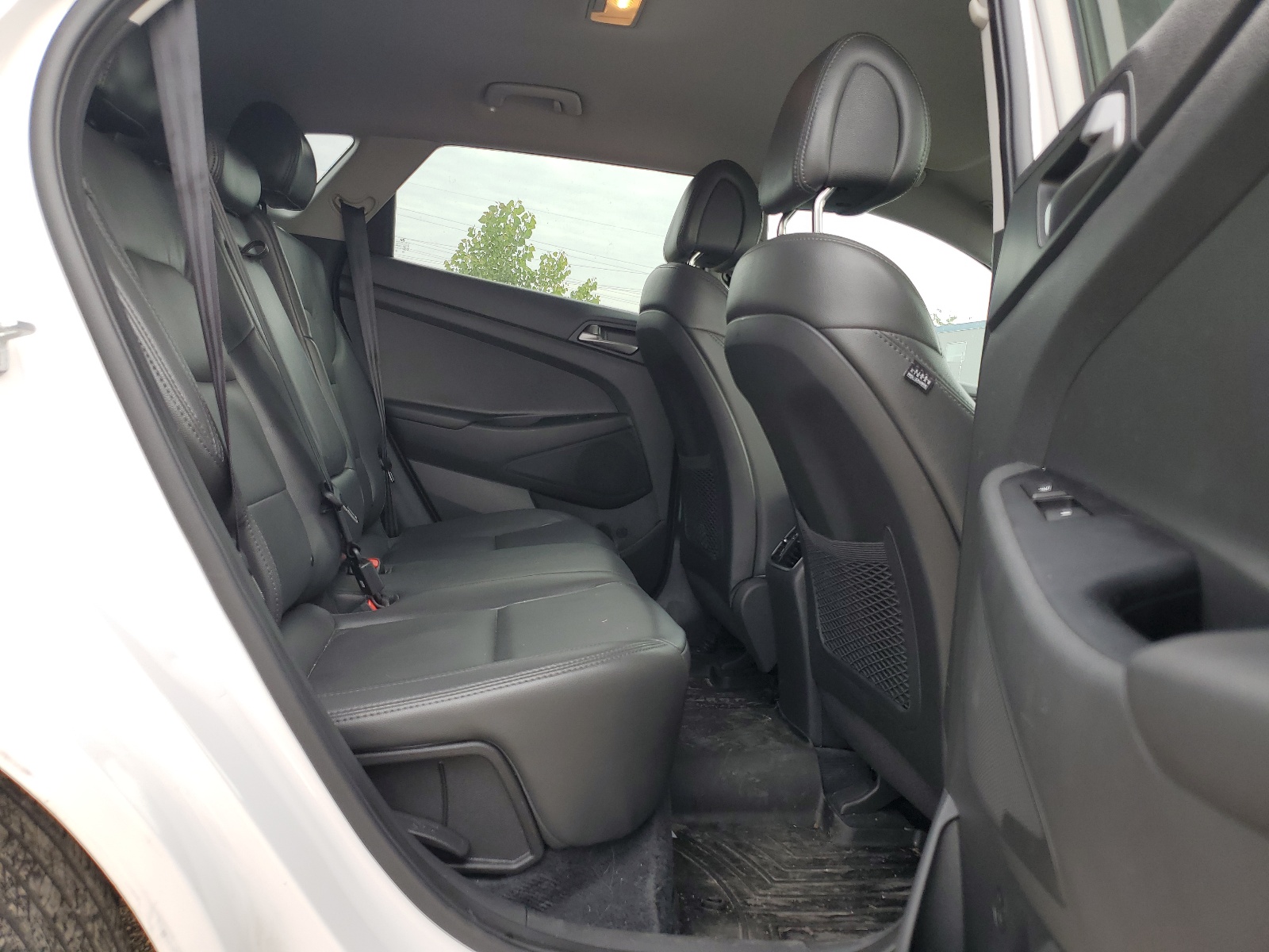 KM8J33A41HU558650 2017 Hyundai Tucson Limited