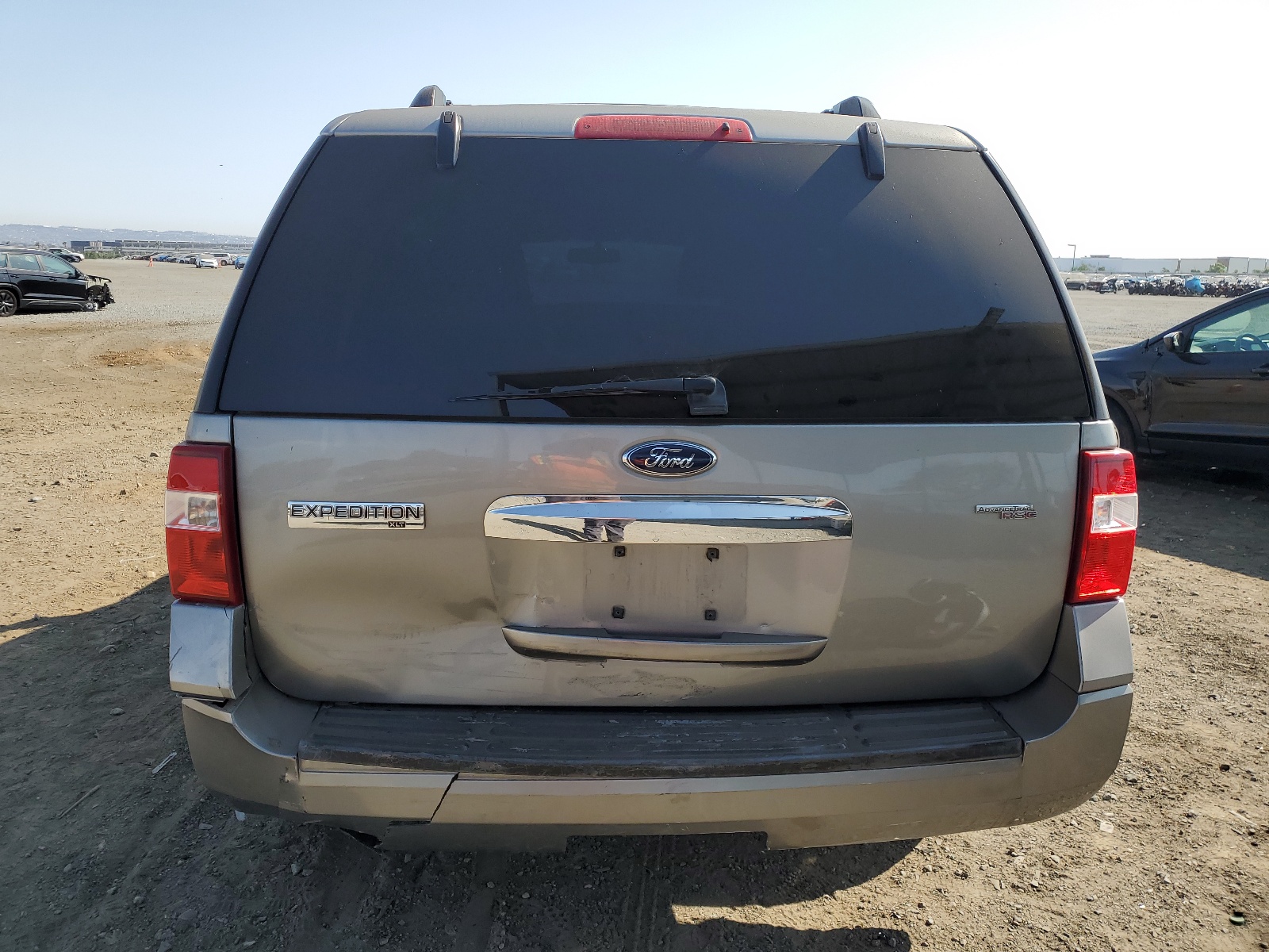 1FMFU155X8LA66408 2008 Ford Expedition Xlt