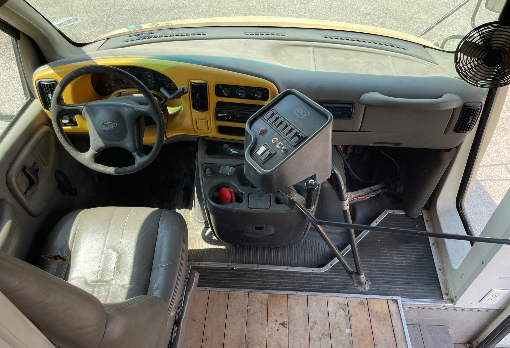 1GCHG35R6Y1262456 2000 Chevrolet Express G3500