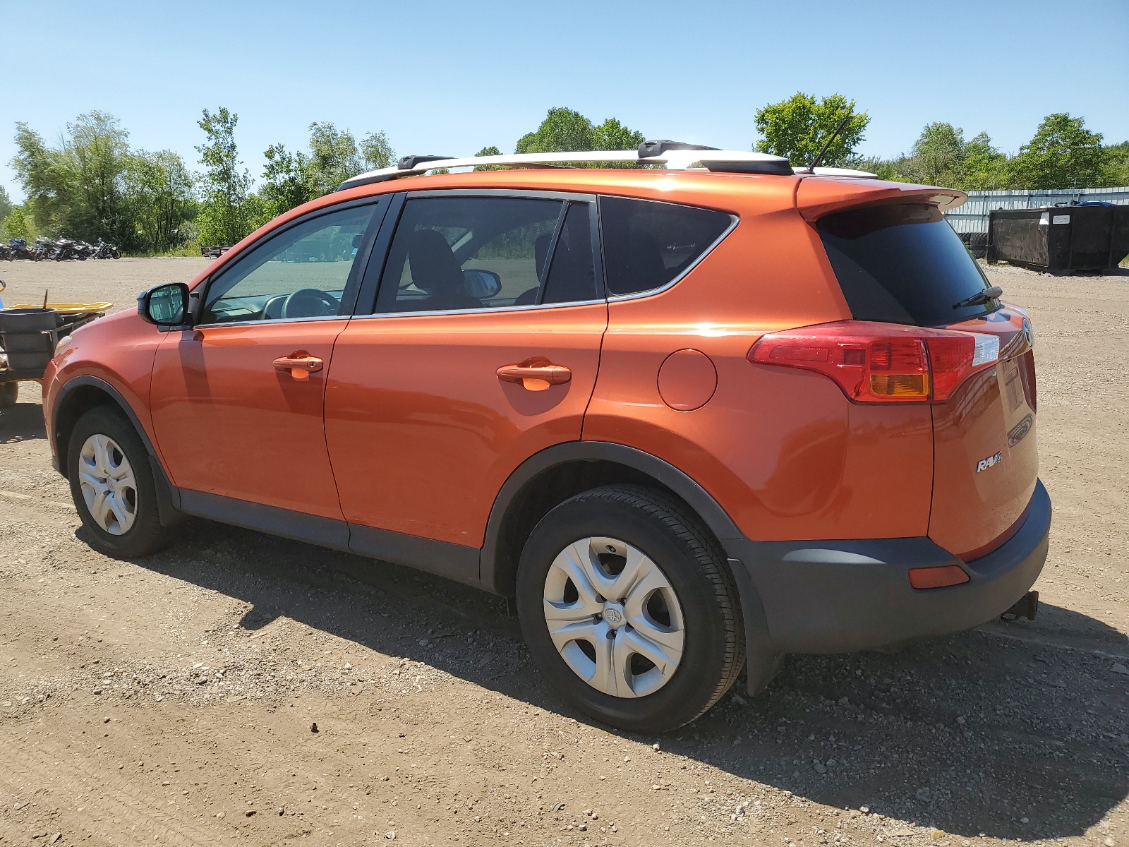 2015 Toyota Rav4 Le vin: 2T3ZFREV2FW196963