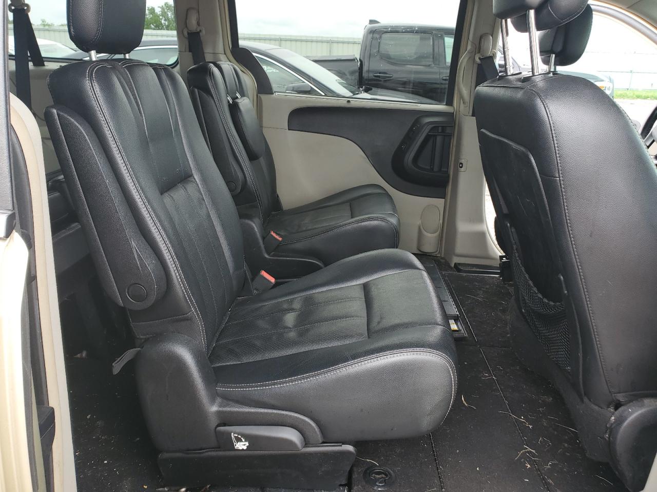 2011 Chrysler Town & Country Touring L VIN: 2A4RR8DG3BR733620 Lot: 62474384