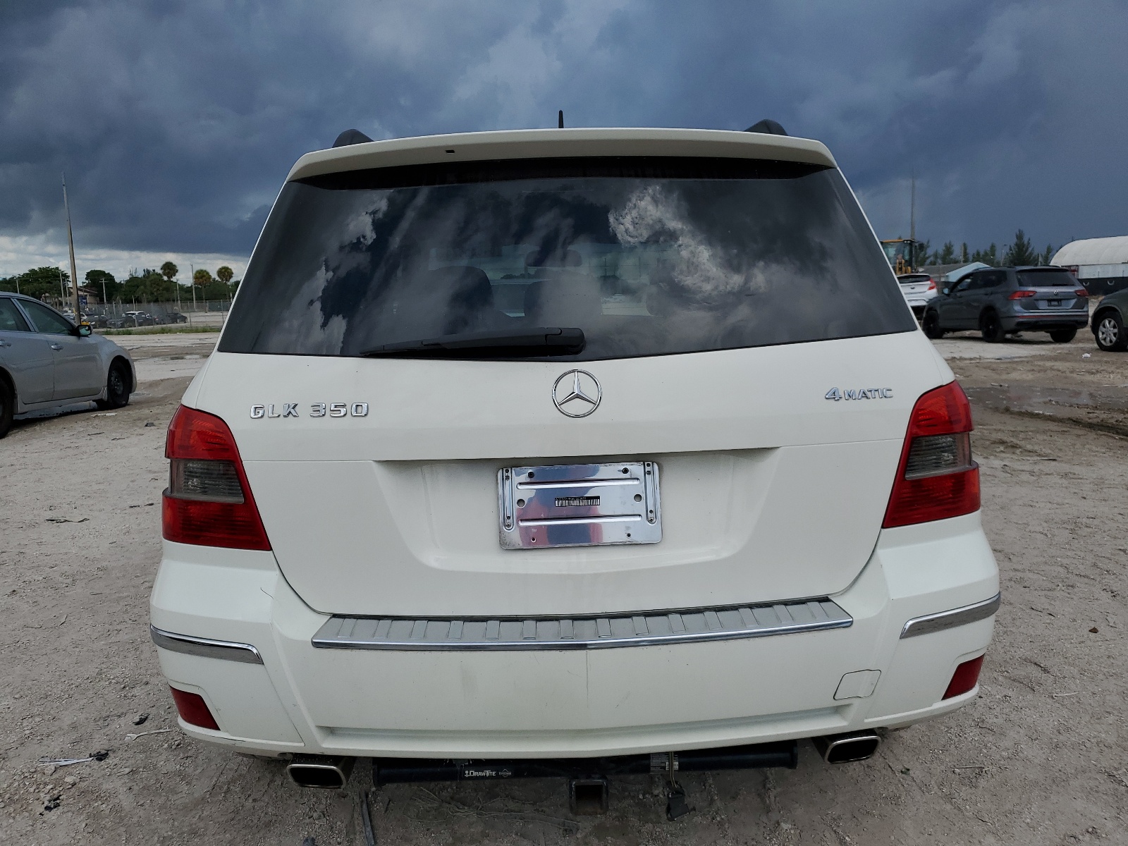 WDCGG8HB0AF323665 2010 Mercedes-Benz Glk 350 4Matic