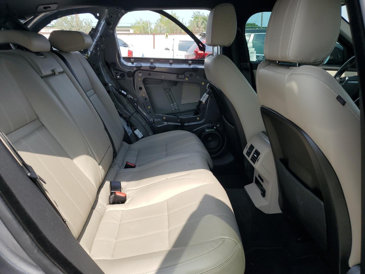 2019 Land Rover Range Rover Velar R-Dynamic Se VIN: SALYL2EX2KA206387 Lot: 61507574