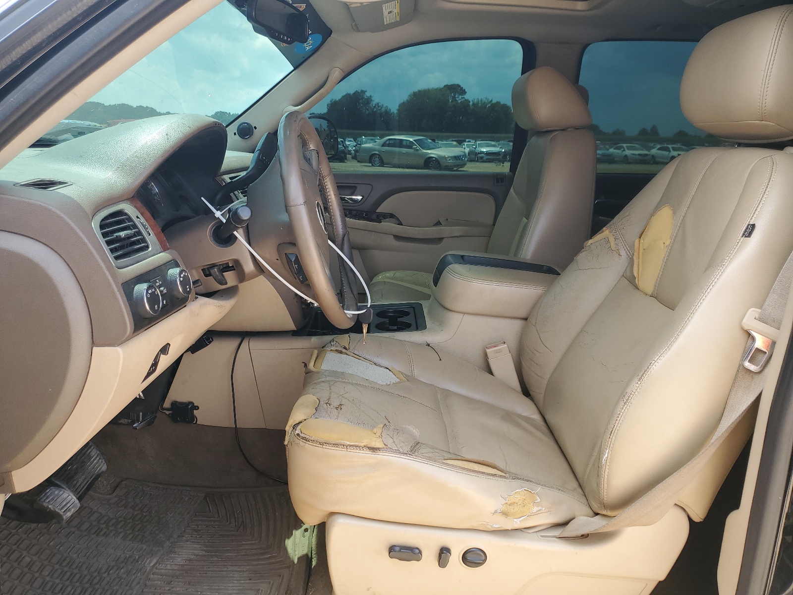 1GCPKTE33BF234050 2011 Chevrolet Silverado K1500 Ltz