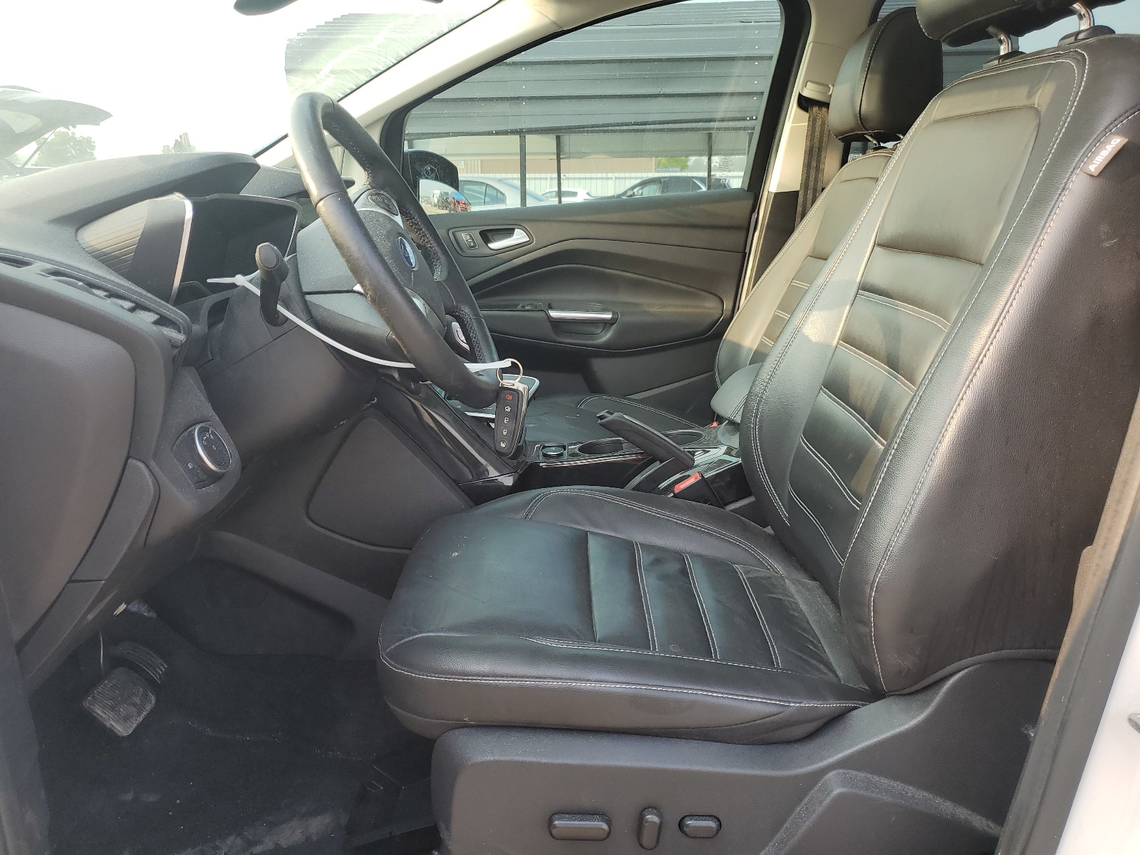 1FADP5FU3HL100162 2017 Ford C-Max Titanium