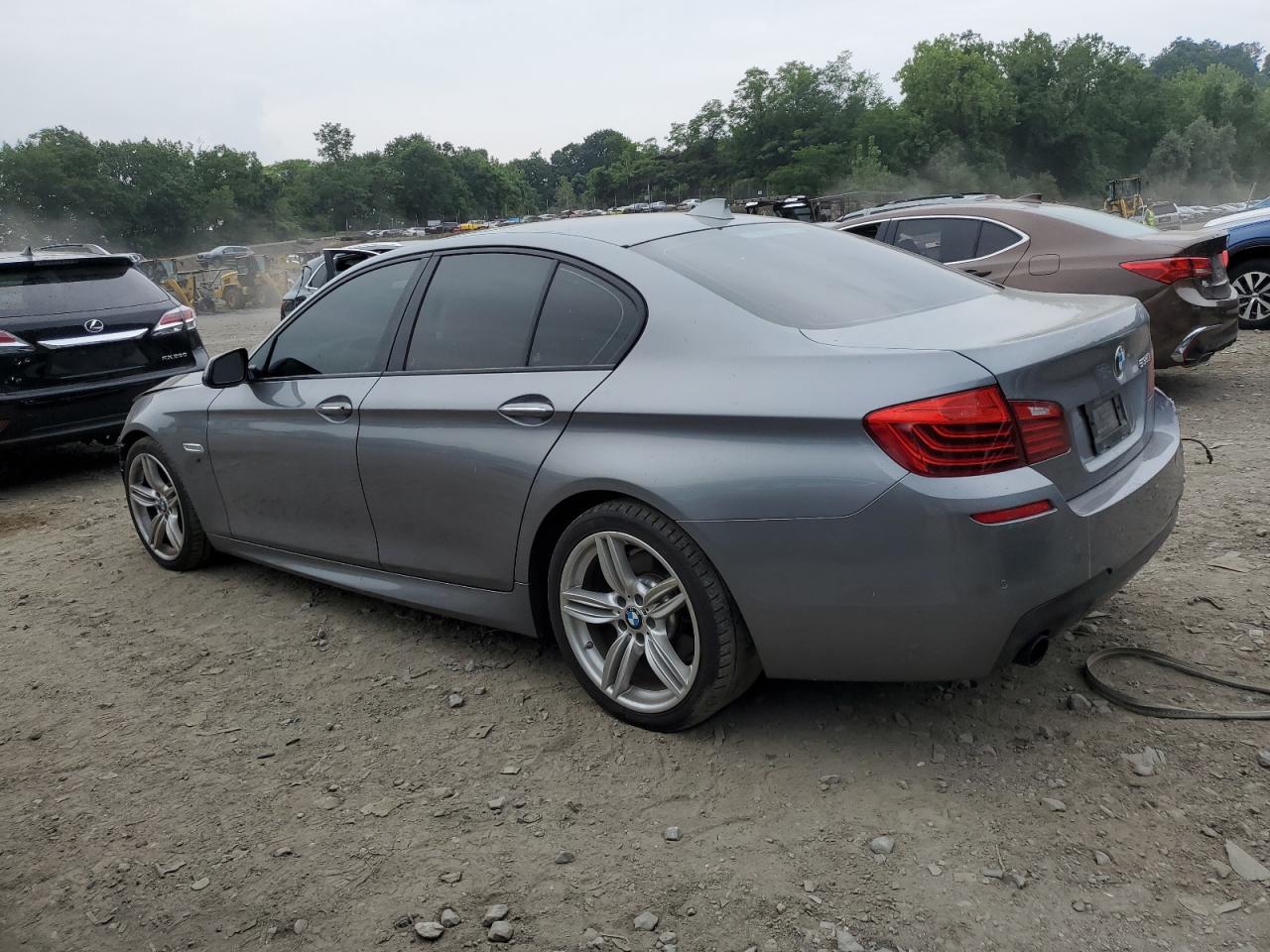 2016 BMW 5er - Image 2