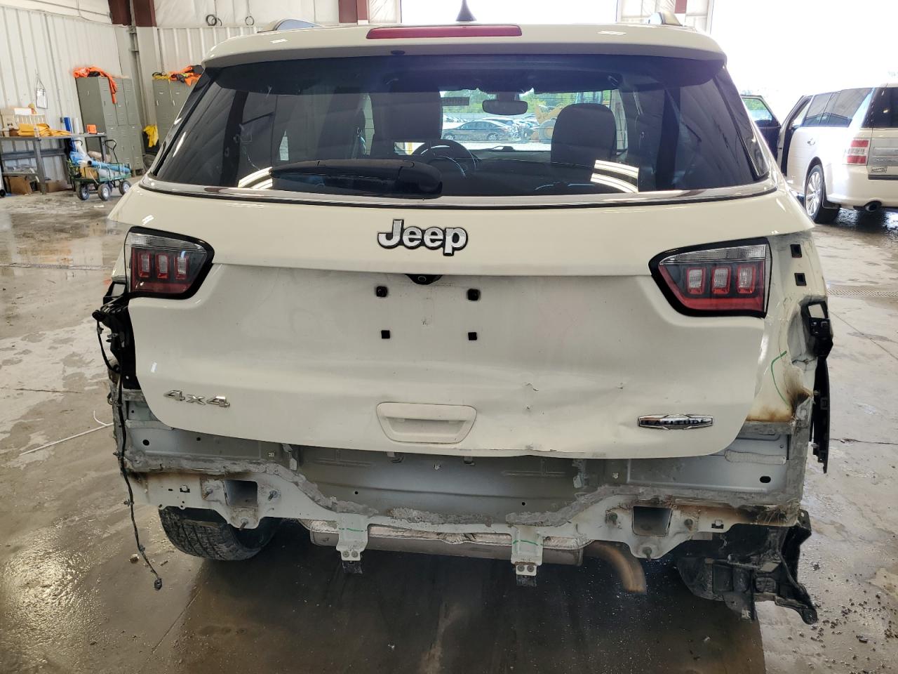 2018 Jeep Compass Latitude VIN: 3C4NJDBB1JT283926 Lot: 60959314