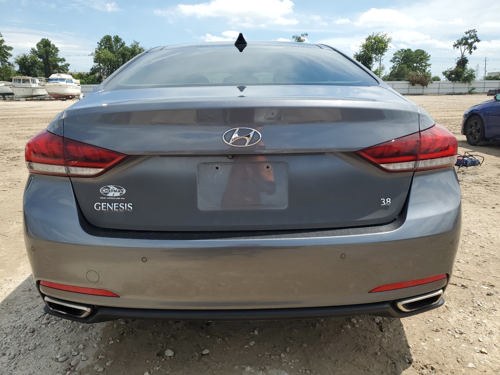 KMHGN4JE9FU070935 2015 Hyundai Genesis 3.8L