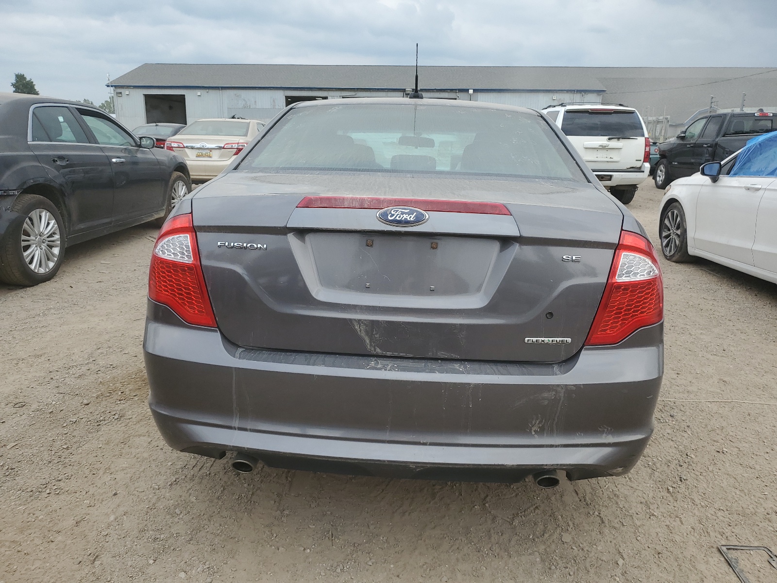 3FAHP0HG9BR196125 2011 Ford Fusion Se