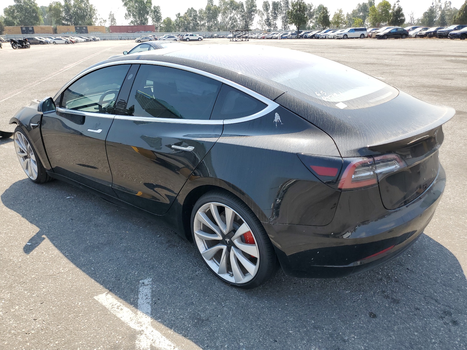 5YJ3E1EB8JF170866 2018 Tesla Model 3