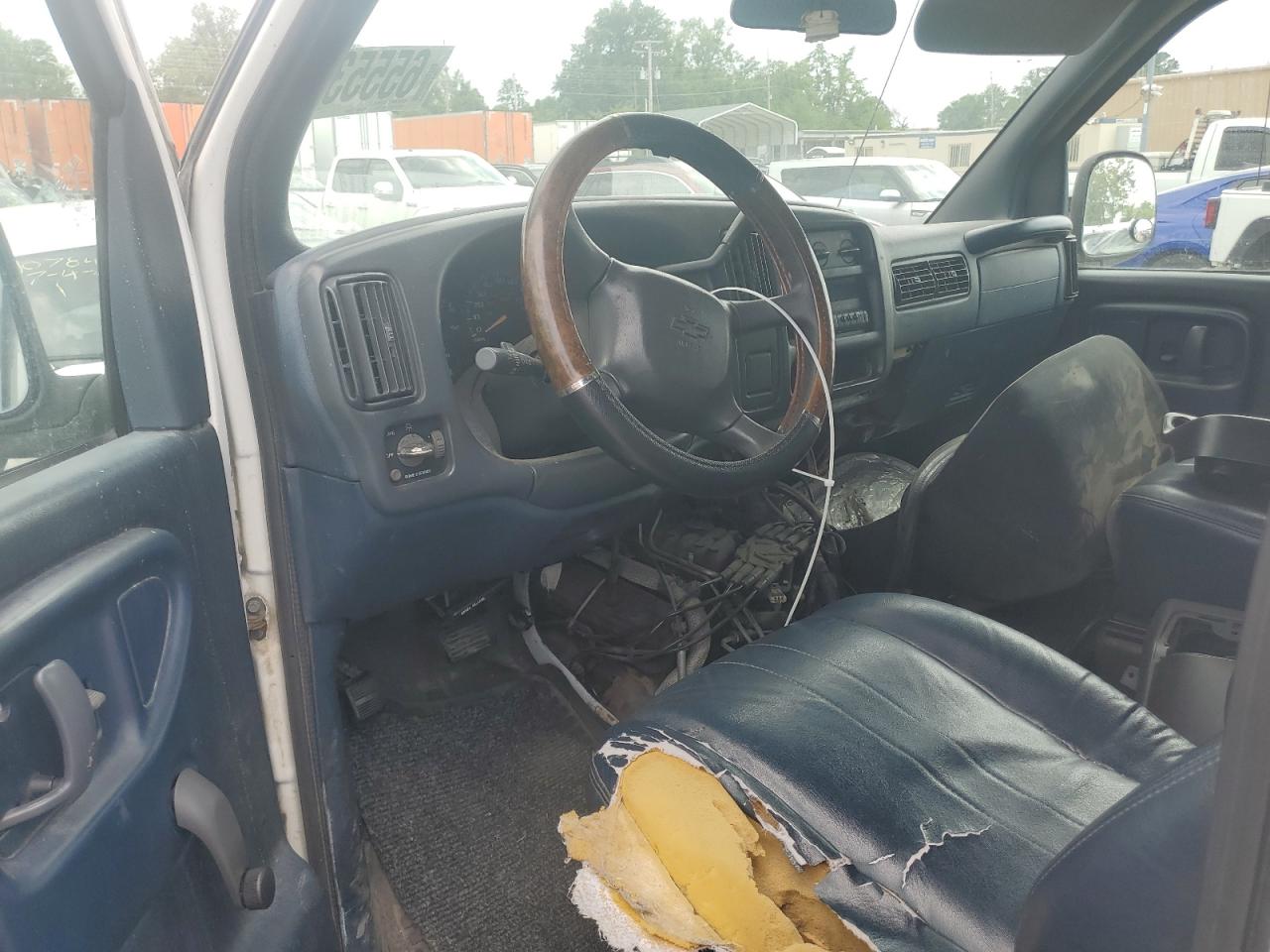 1999 Chevrolet Express G3500 VIN: 1GCHG35R8X1152586 Lot: 65553214