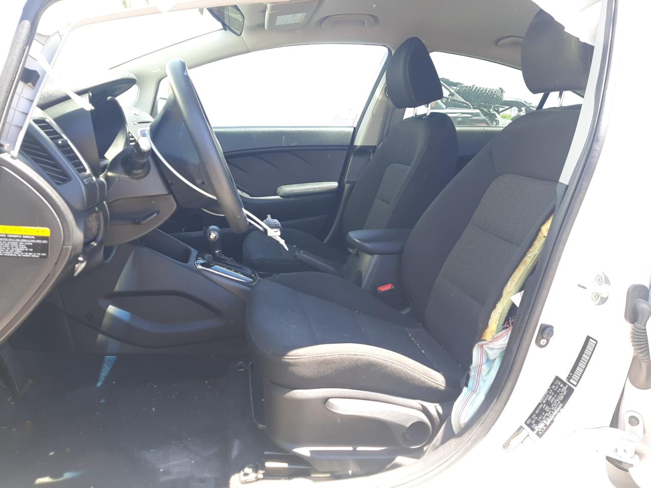 2017 Kia Forte Lx VIN: 3KPFK4A77HE035399 Lot: 61913644