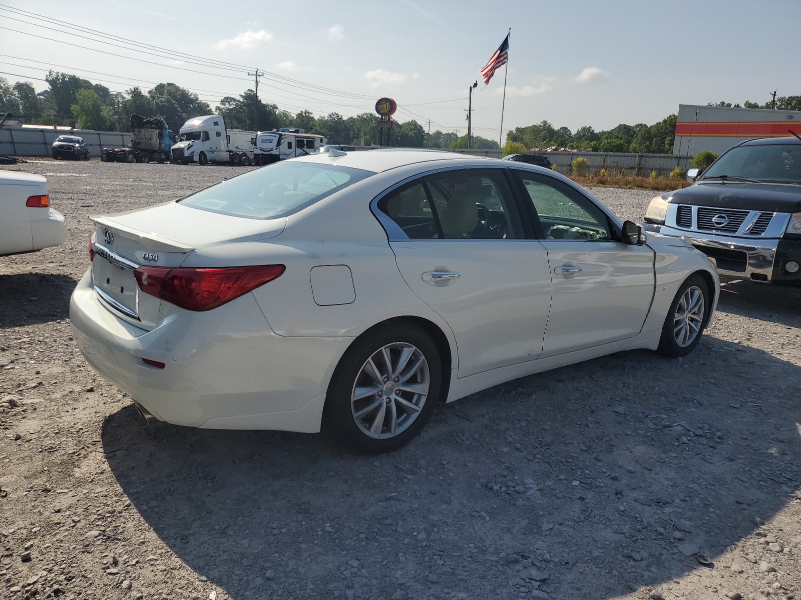 JN1BV7AP5EM674663 2014 Infiniti Q50 Base