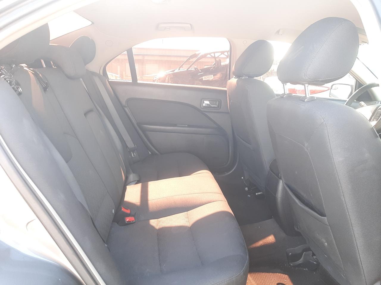 2011 Ford Fusion Se VIN: 3FAHP0HA2BR242163 Lot: 64111034