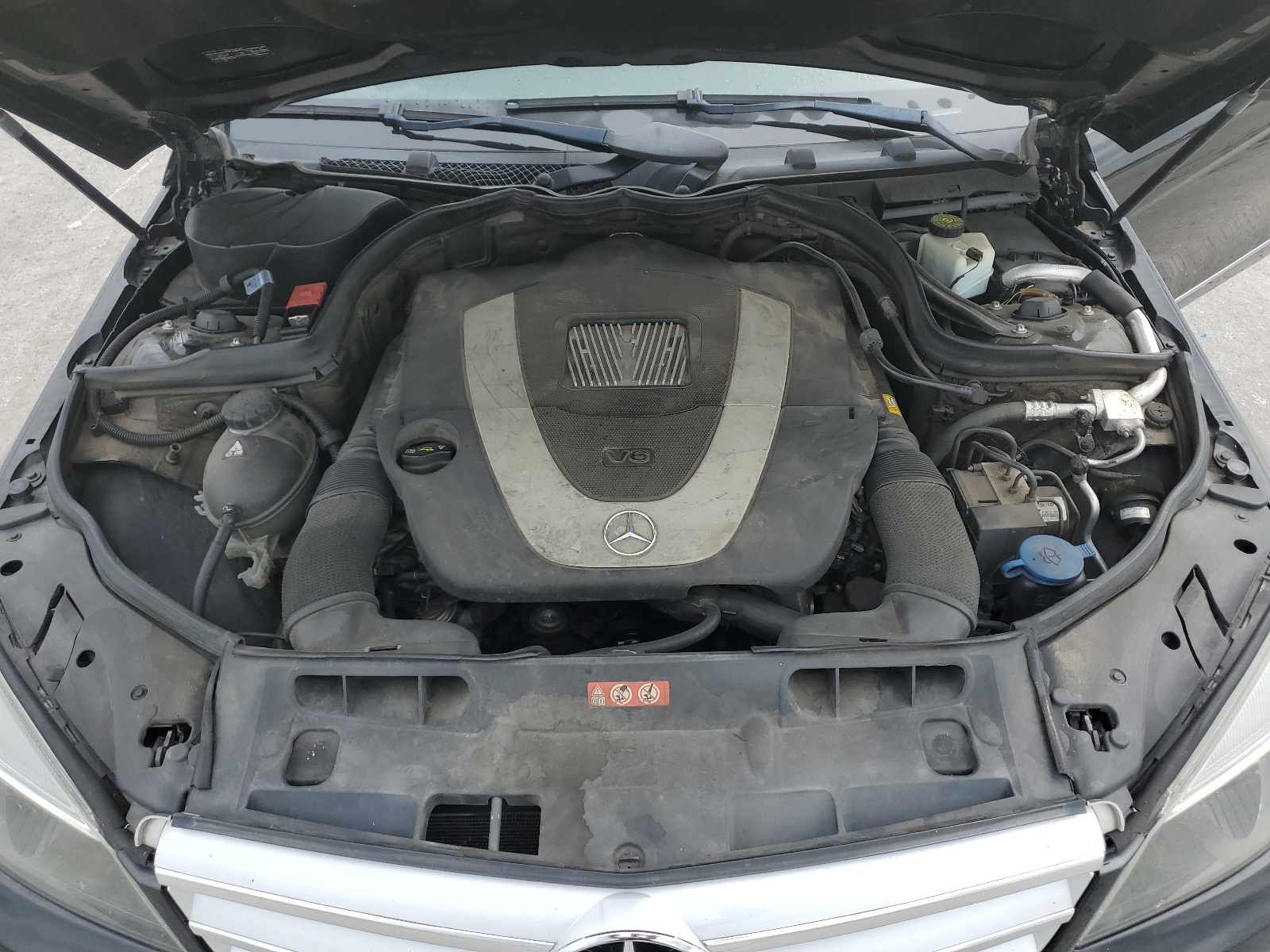 WDDGF5EB5BR170427 2011 Mercedes-Benz C 300