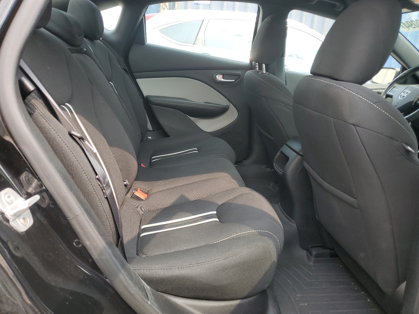 1C3CDFBA8DD178204 2013 Dodge Dart Sxt