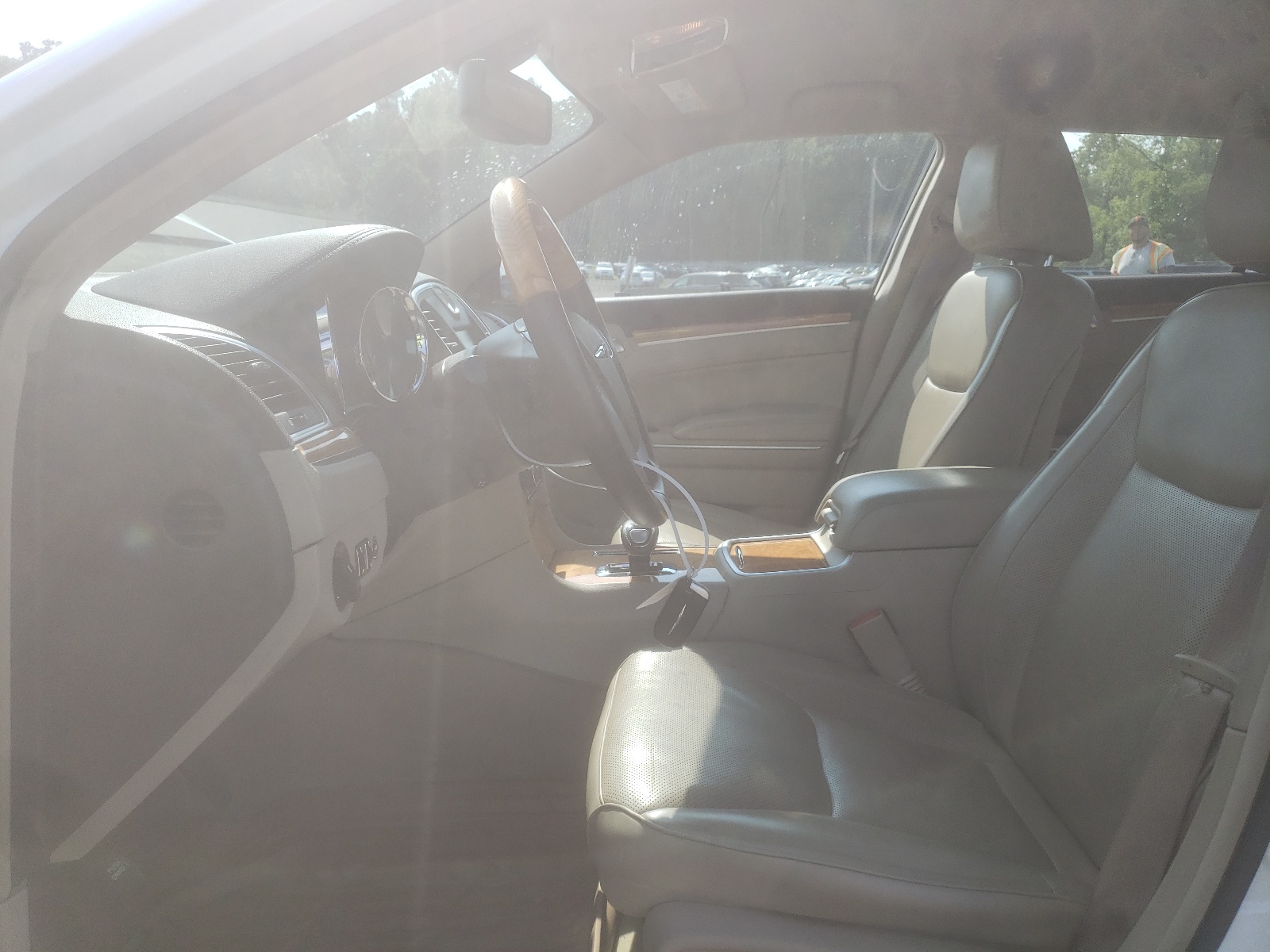 2C3CCAEG9DH557933 2013 Chrysler 300C