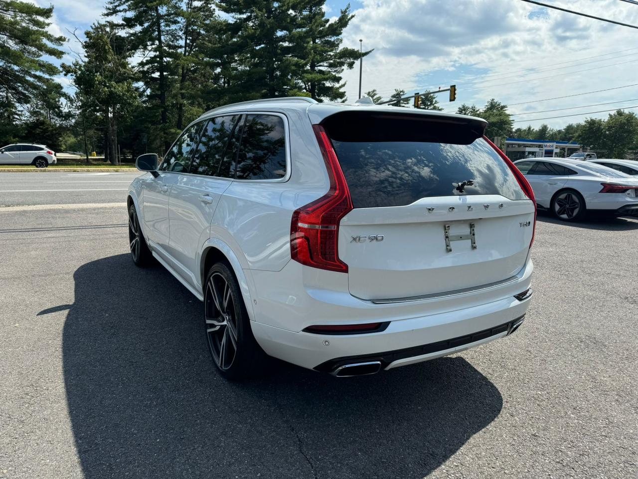 2017 Volvo Xc90 T6 VIN: YV4A22PMXH1148629 Lot: 64391924