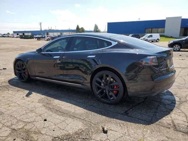 Хетчбеки TESLA MODEL S 2016 Чорний