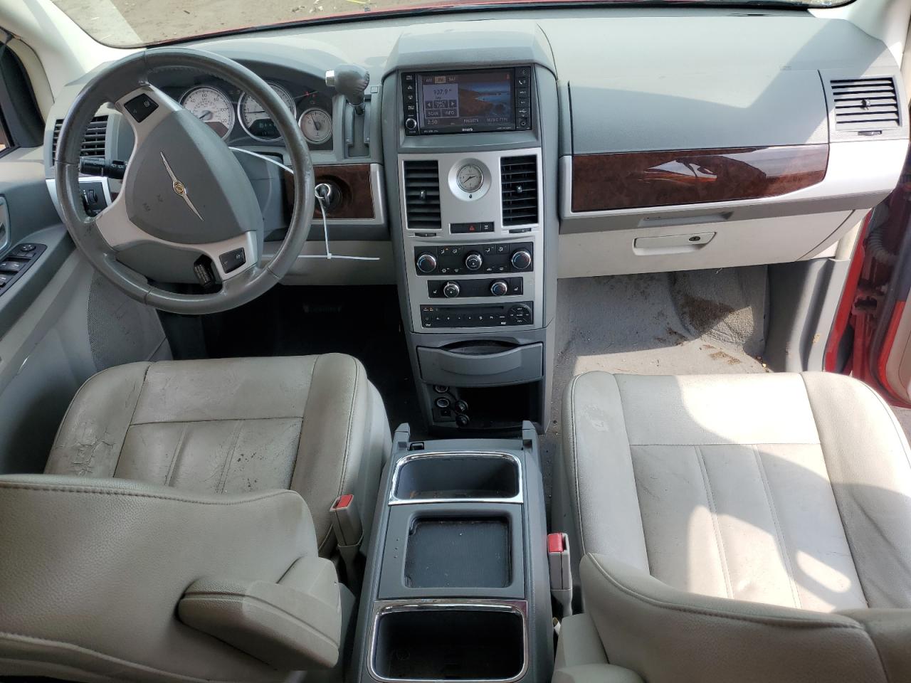 2010 Chrysler Town & Country Touring VIN: 2A4RR5D1XAR110178 Lot: 62940614