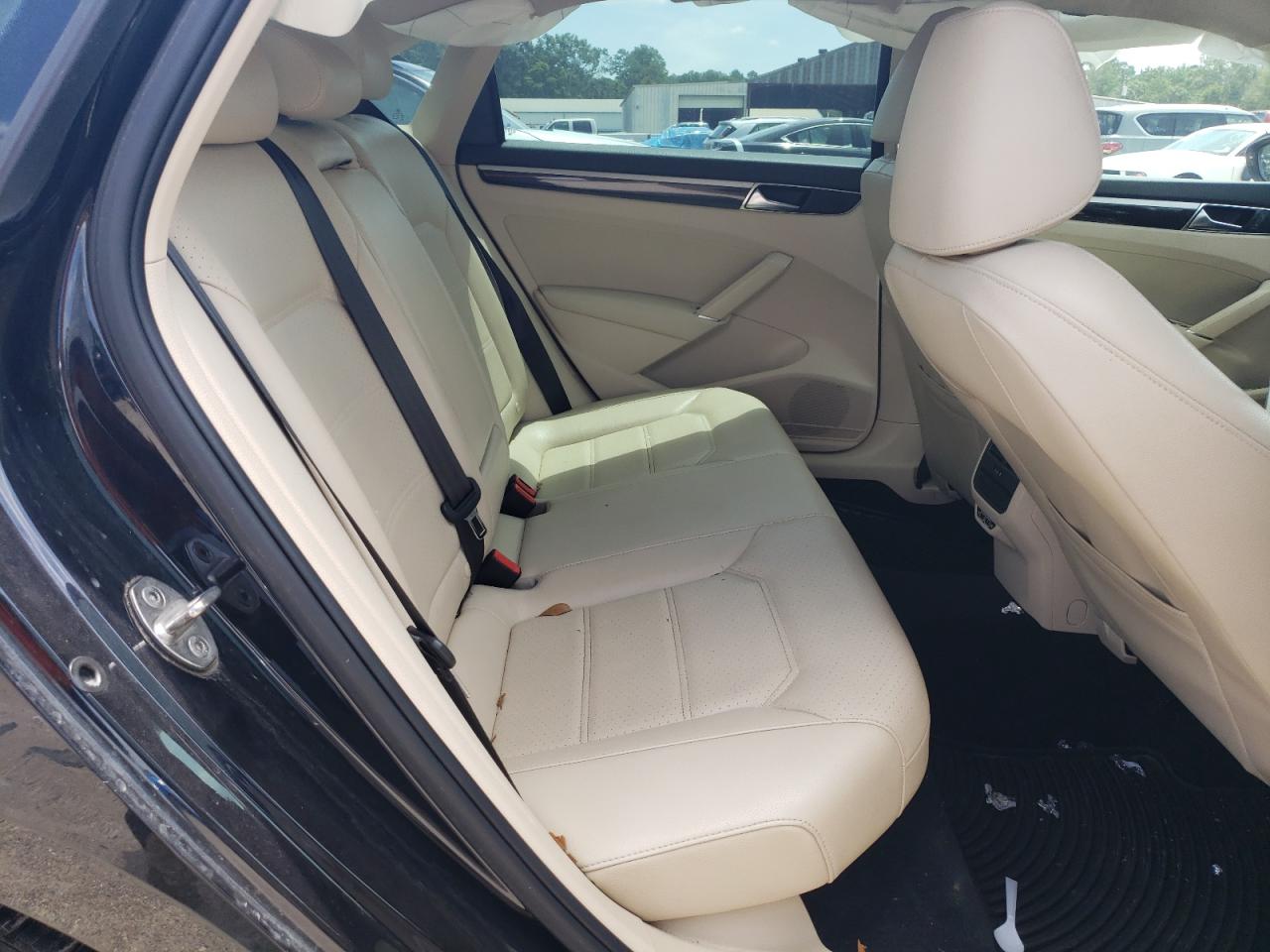 2019 Volkswagen Passat Se R-Line VIN: 1VWMA7A39KC007642 Lot: 64806514