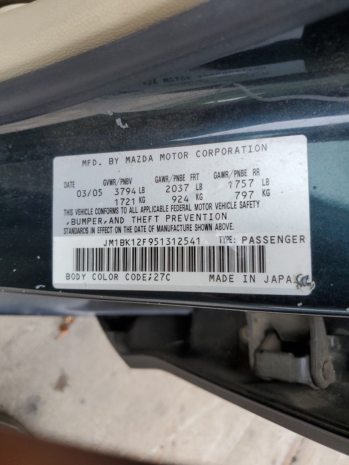 JM1BK12F951312541 2005 Mazda 3 I