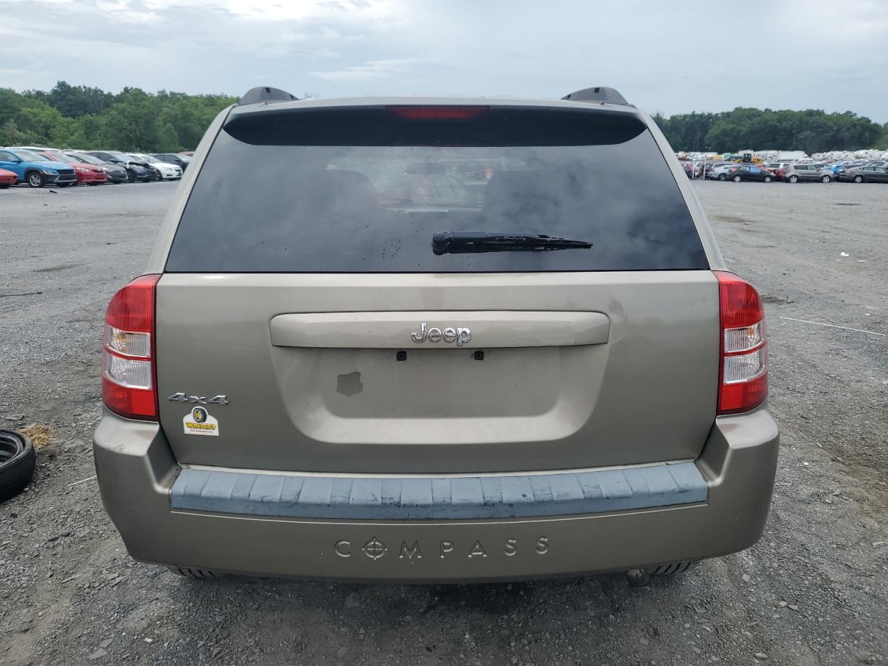 2008 Jeep Compass Sport VIN: 1J8FF47W18D704439 Lot: 62477804