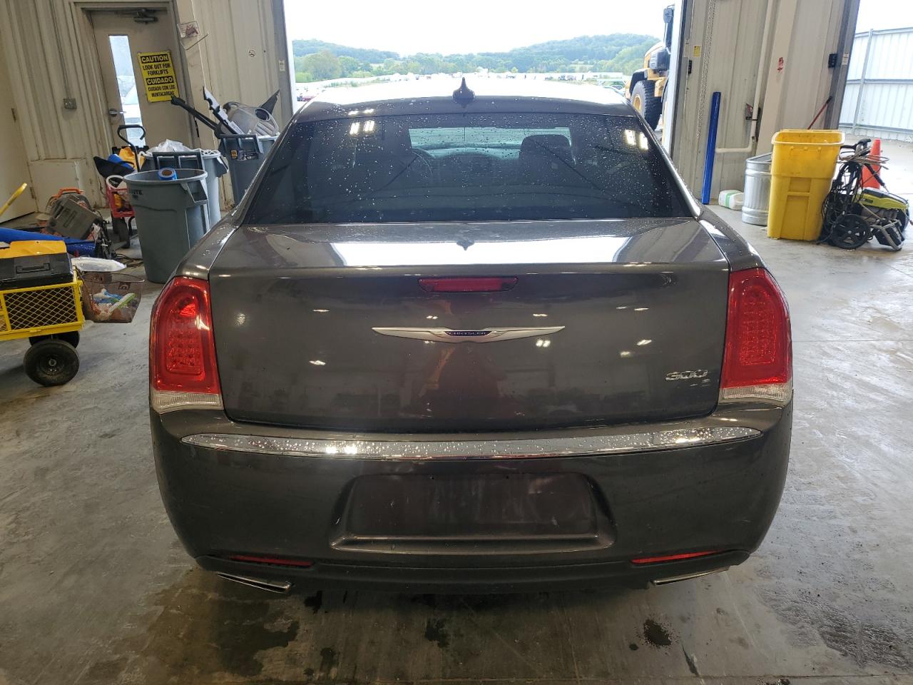 2C3CCAAGXKH610321 2019 Chrysler 300 Touring