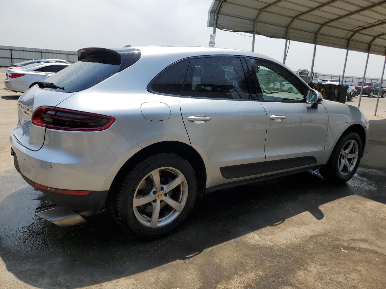 VIN WP1AA2A50HLB80984 2017 PORSCHE MACAN no.3