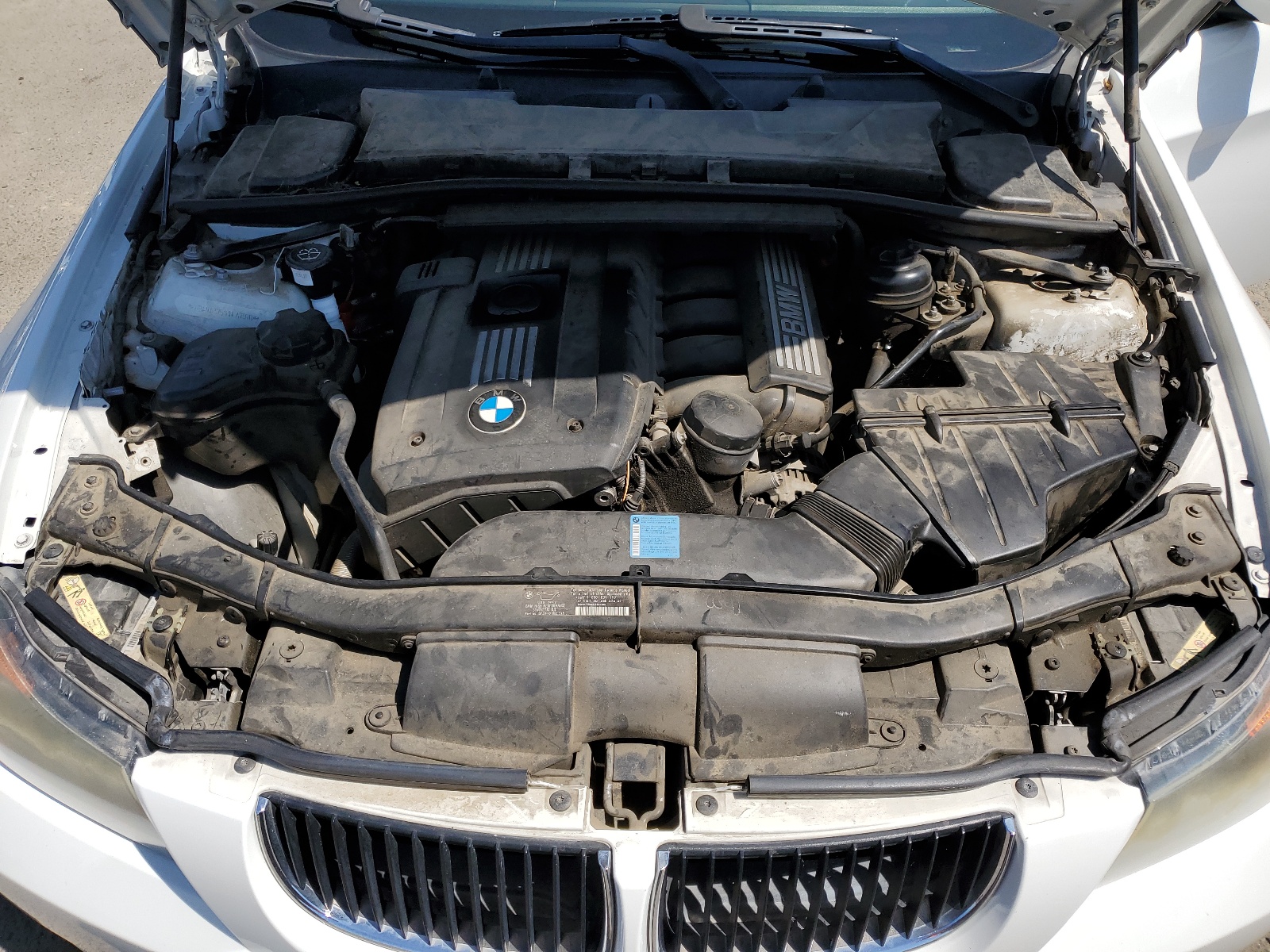 WBAVA37518NL47970 2008 BMW 328 I