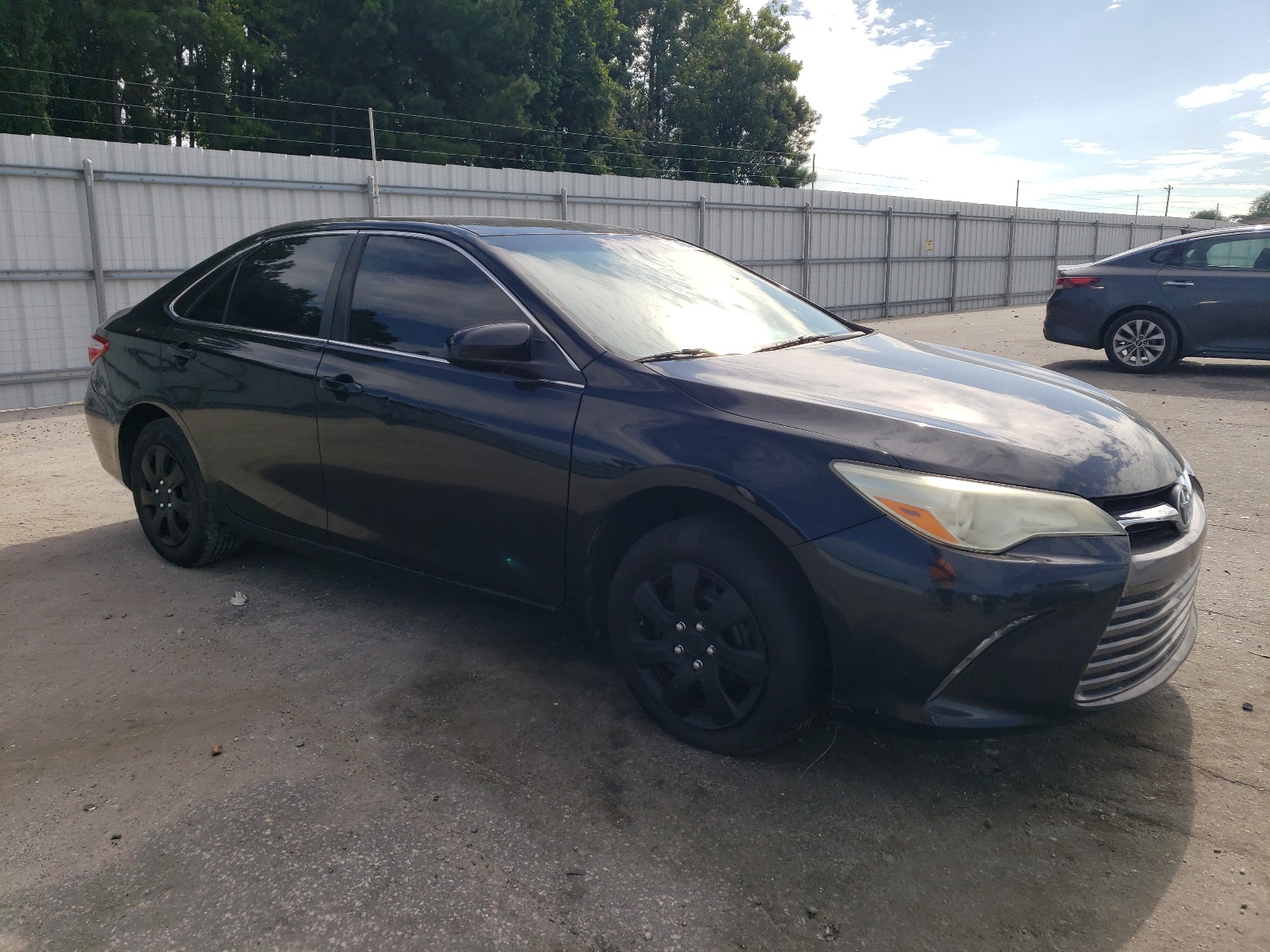 2016 Toyota Camry Le vin: 4T1BF1FK2GU139096