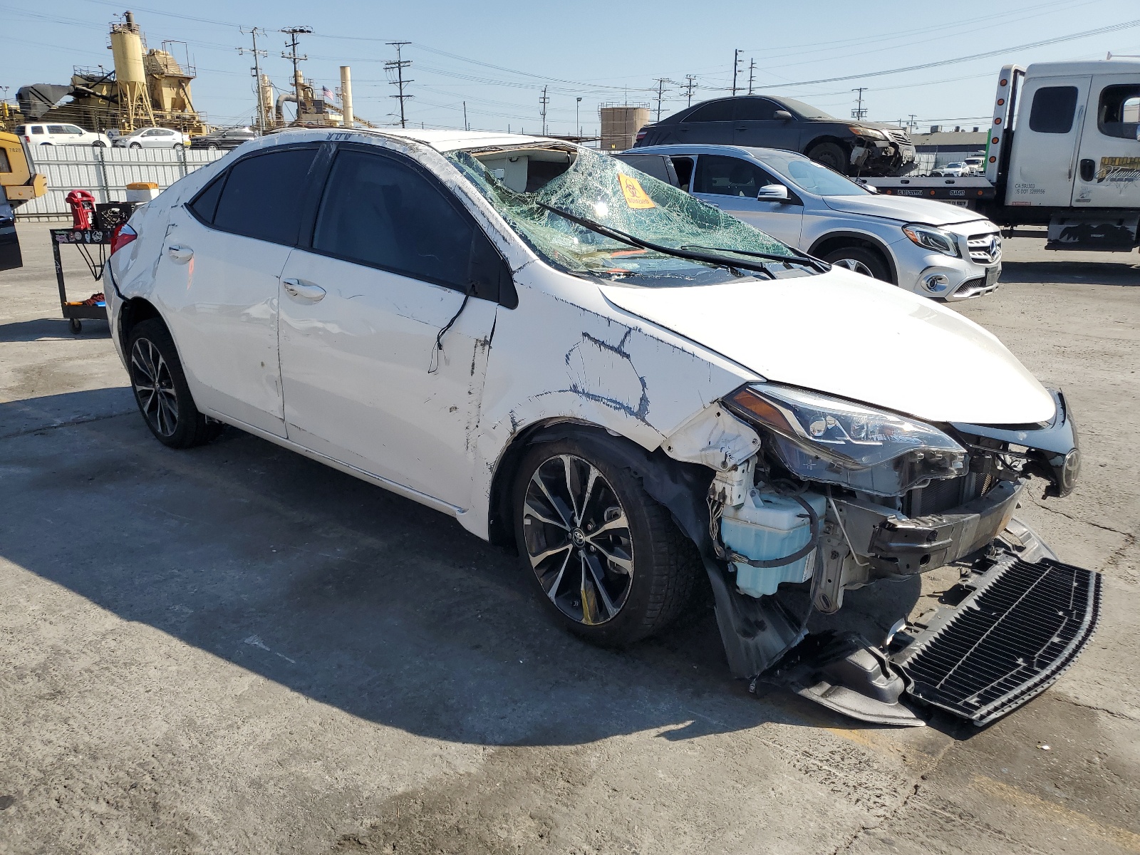 2018 Toyota Corolla L vin: 5YFBURHE1JP770510