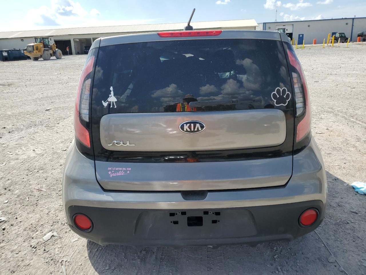 2017 Kia Soul VIN: KNDJN2A23H7495363 Lot: 61741284