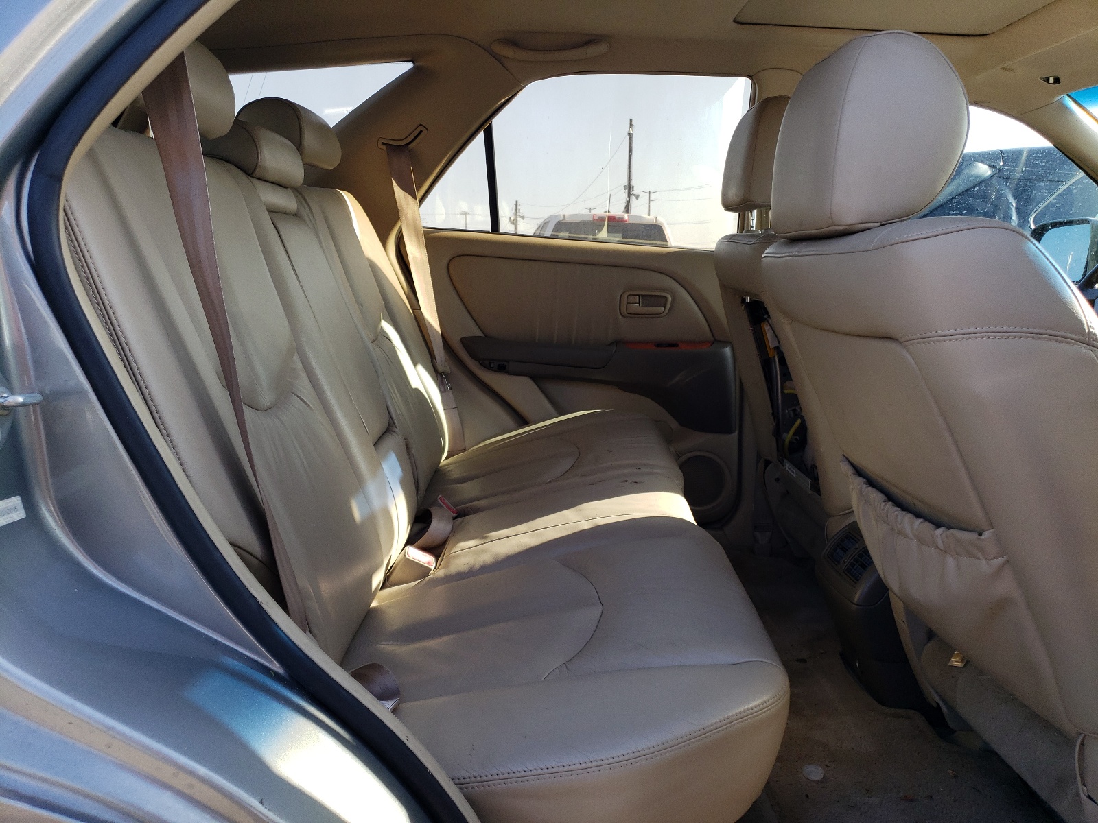 JT6HF10U3Y0162895 2000 Lexus Rx 300