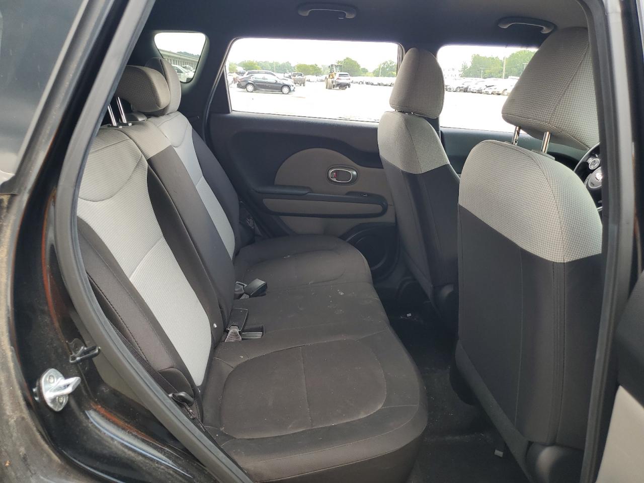 2018 Kia Soul VIN: KNDJN2A22J7507105 Lot: 61816684