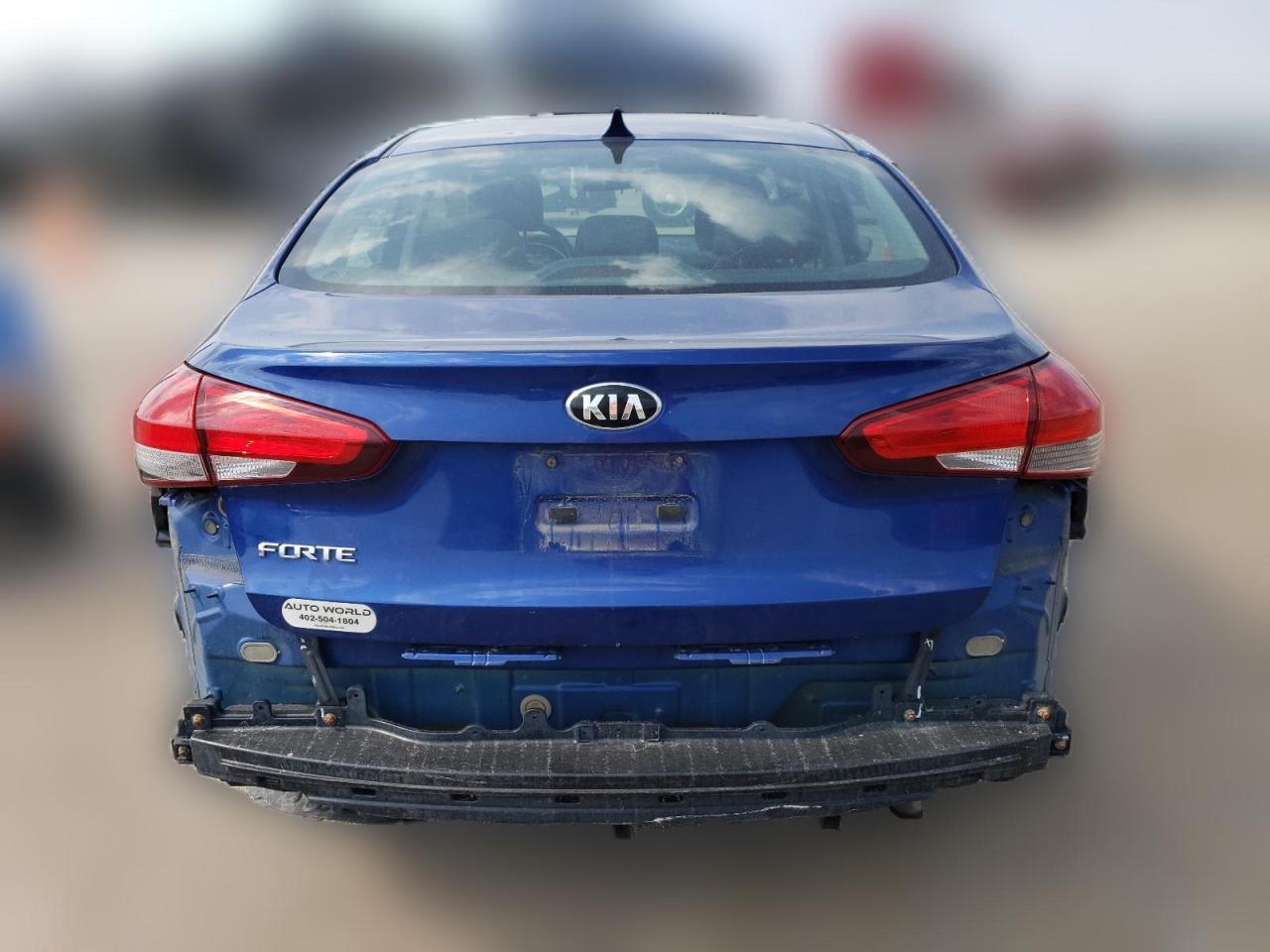 2017 Kia Forte Lx VIN: 3KPFK4A72HE028294 Lot: 62139934